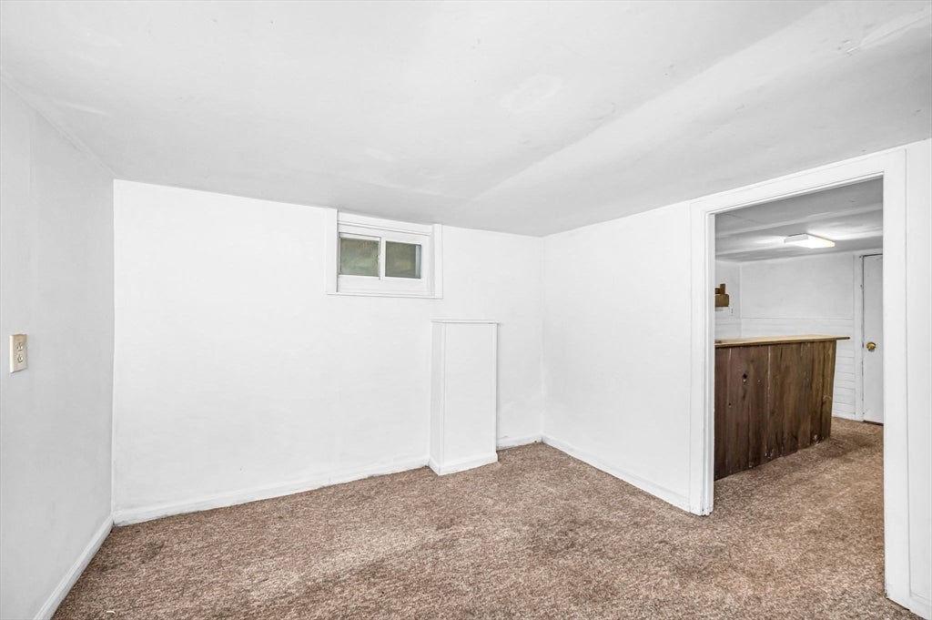 180 Lake Dr, Springfield, MA, 180 Lake Dr, Springfield, MA Photo #26