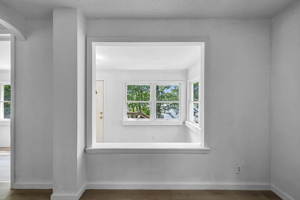 180 Lake Dr, Springfield, MA, 180 Lake Dr, Springfield, MA Photo #8