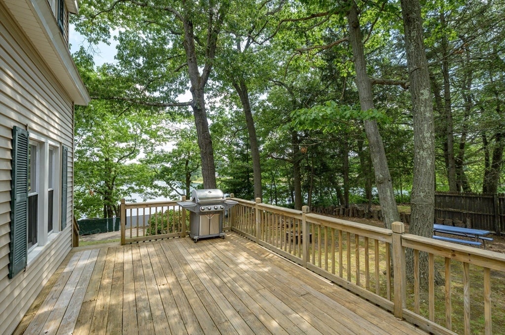 180 Lake Dr, Springfield, MA, 180 Lake Dr, Springfield, MA Photo #30