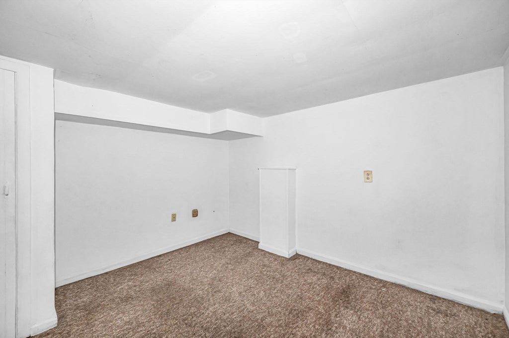 180 Lake Dr, Springfield, MA, 180 Lake Dr, Springfield, MA Photo #25