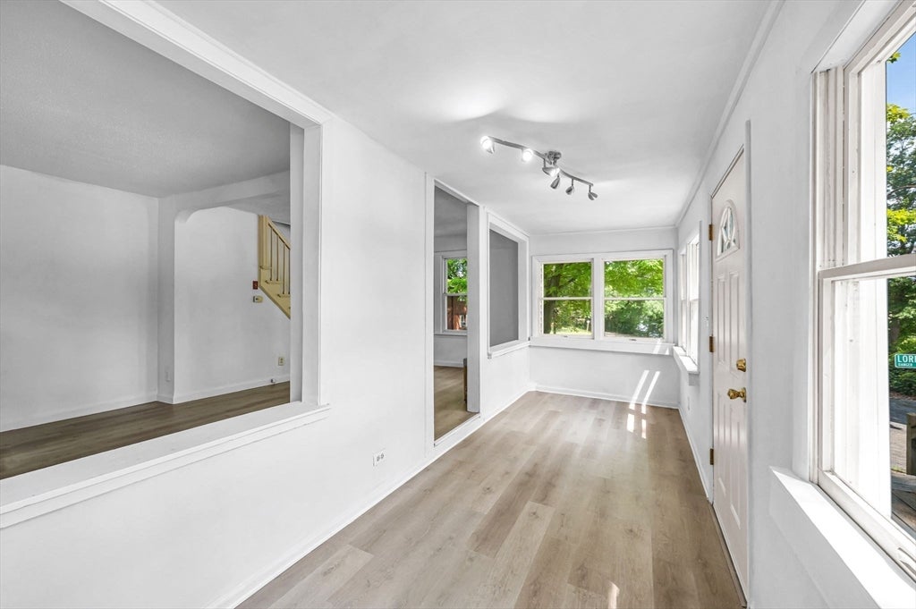 180 Lake Dr, Springfield, MA, 180 Lake Dr, Springfield, MA Photo #4
