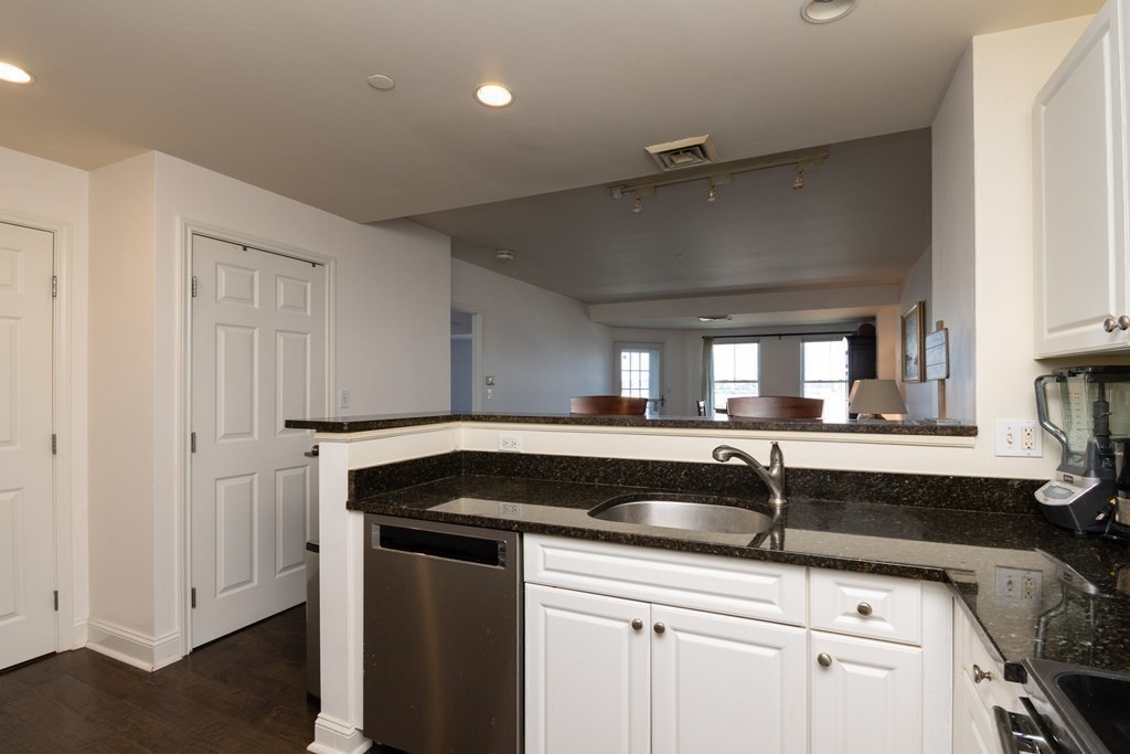 10 Seaport Drive #2602, Quincy, MA Photo #7