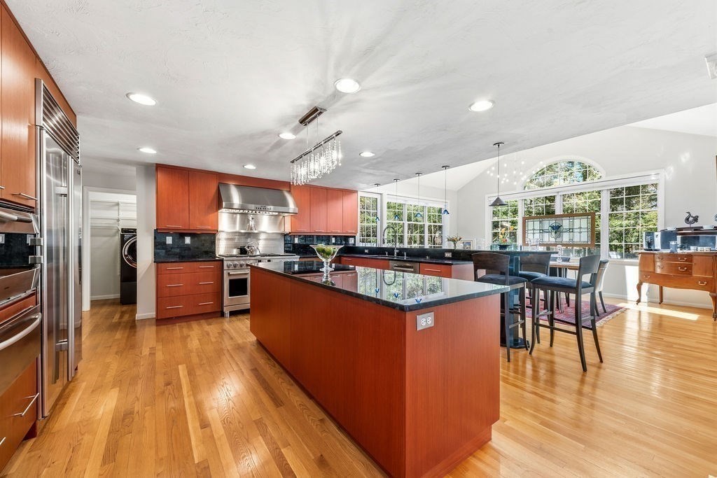 14 Lancelot Ln