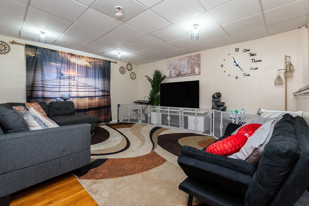 17 Carson St 6B