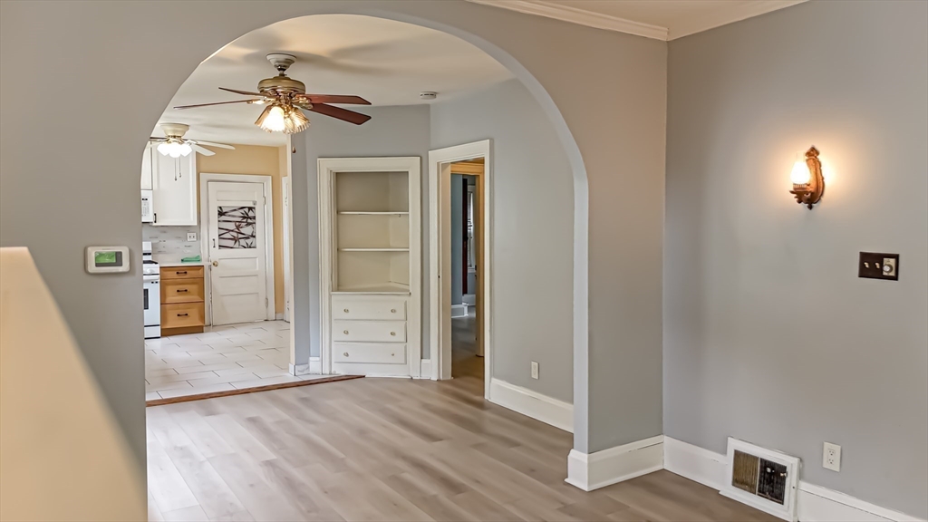 56 Raddin Grove Ave, Lynn, MA Photo #14