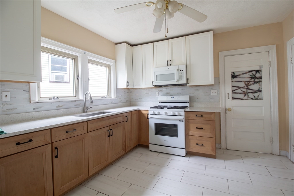 56 Raddin Grove Ave, Lynn, MA Photo #17