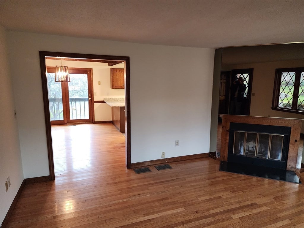 B7 Scotty Hollow Dr #B7, Chelmsford, MA, B7 Scotty Hollow Dr #B7, Chelmsford, MA Photo #8