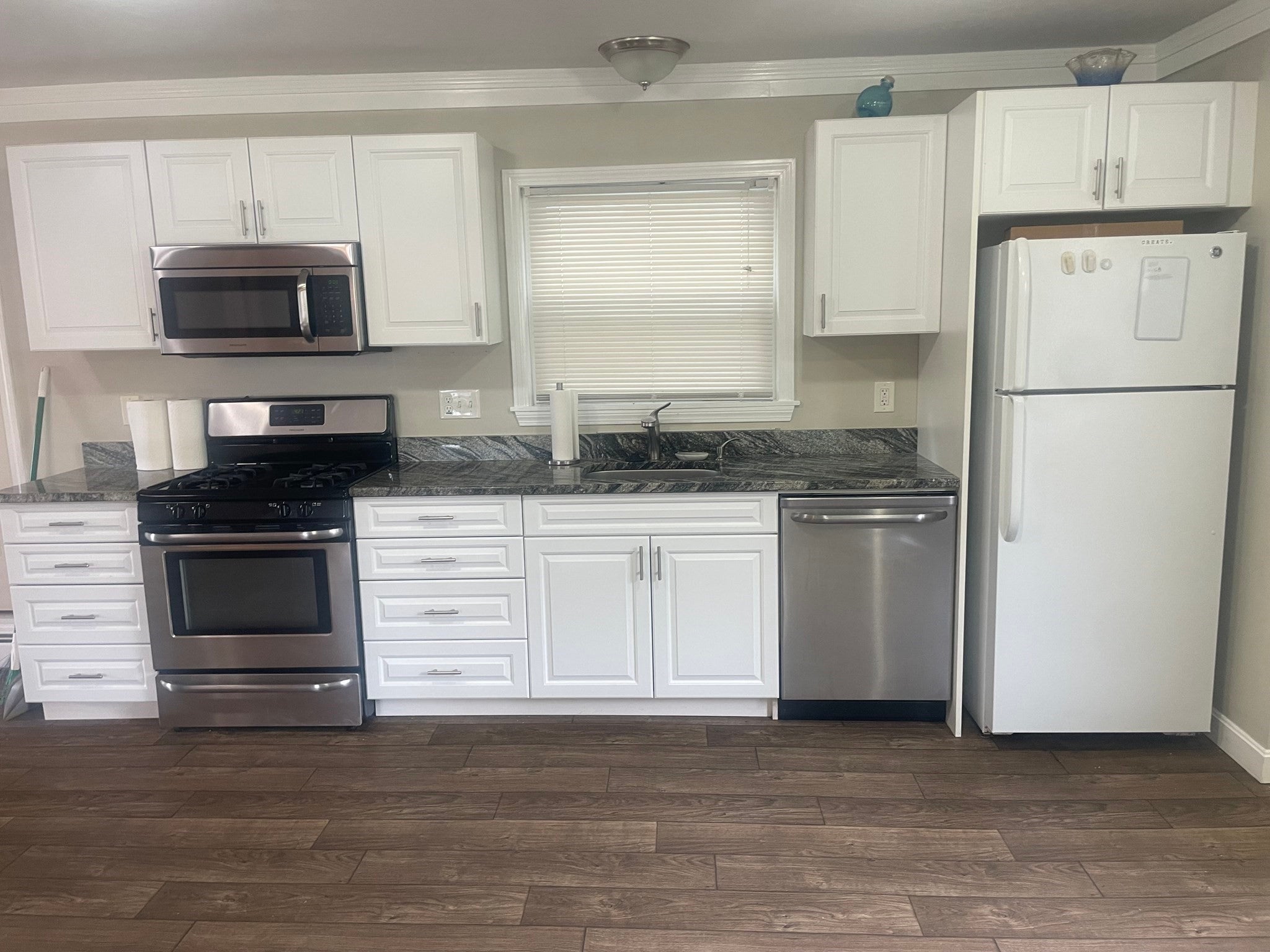 664 Humphrey St #1, Swampscott, MA Photo #3