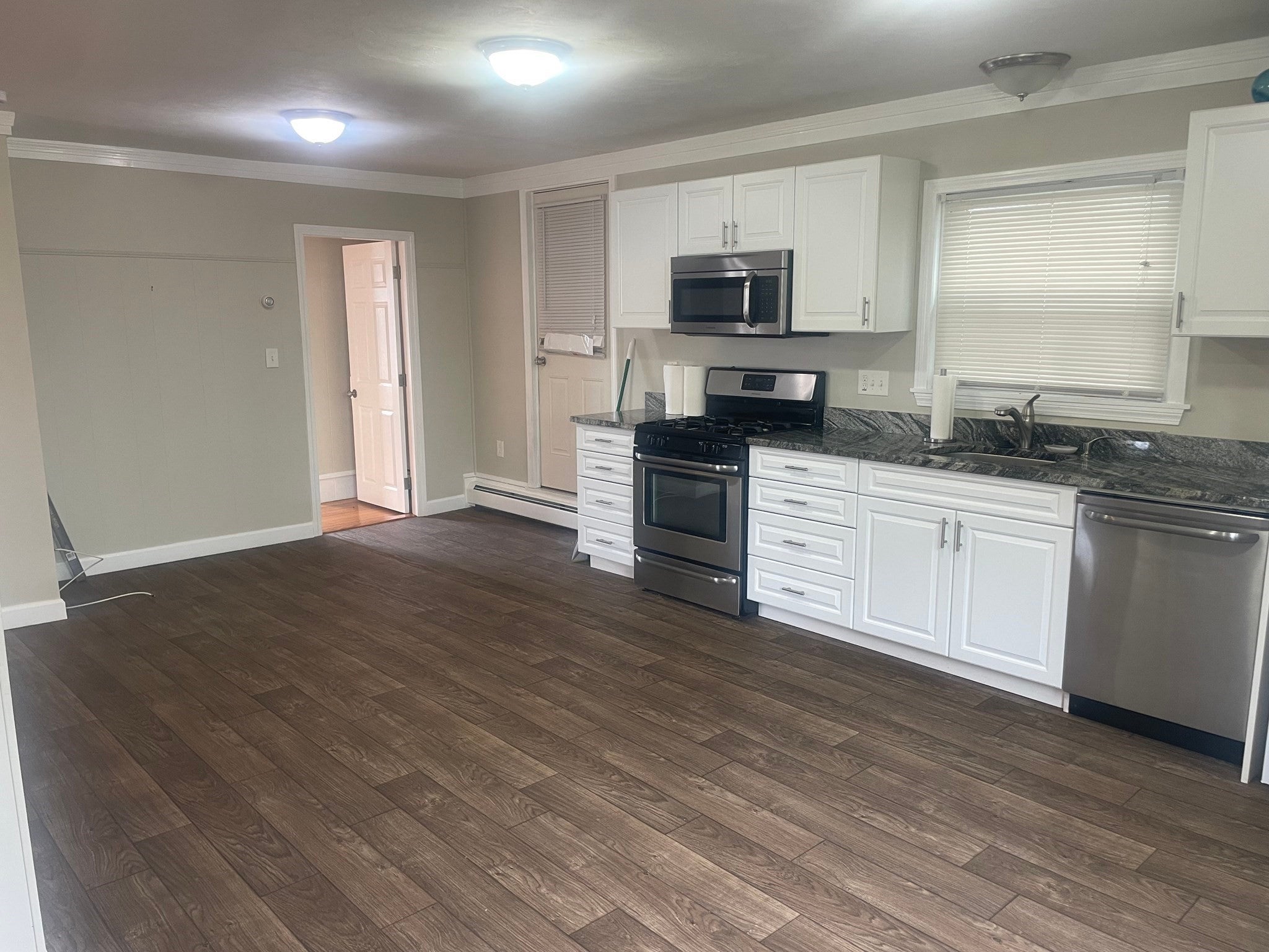 664 Humphrey St #1, Swampscott, MA Photo #4