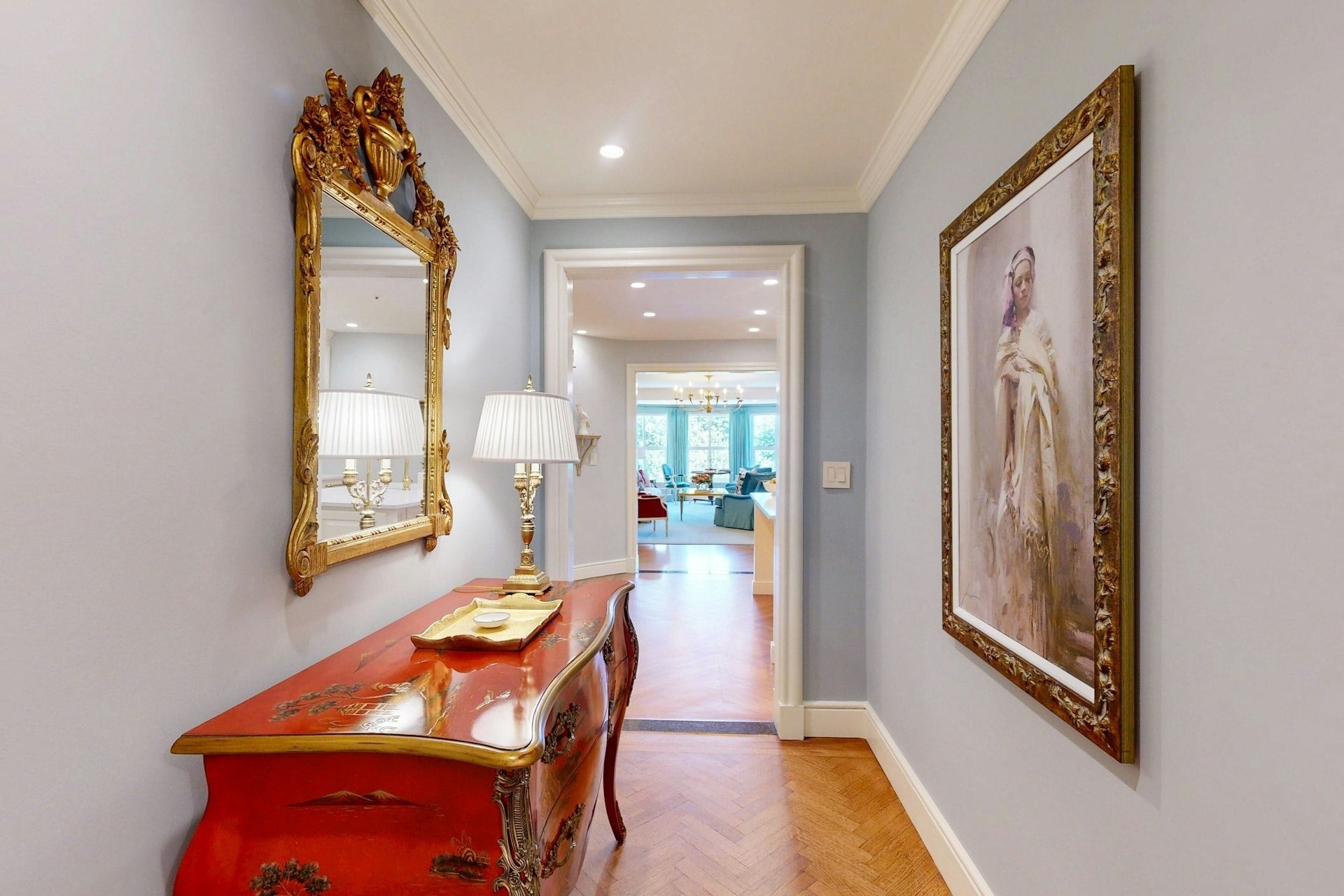 300 Boylston St 601