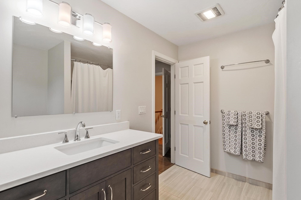 94 Turner Rd, Townsend, MA, 94 Turner Rd, Townsend, MA Photo #23