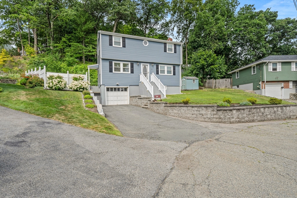 17 Dale Cir.