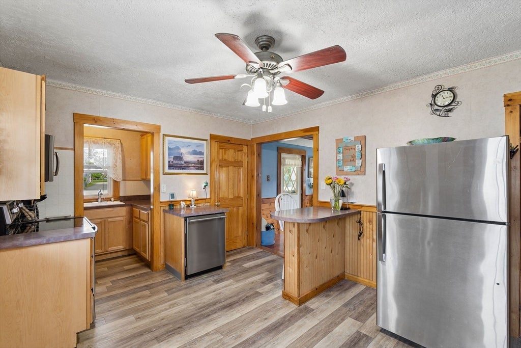 12 Leonard St, Milford, MA, 12 Leonard St, Milford, MA Photo #11