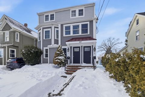Photo of 287 Cherry St #1, Newton, MA 02465 (MLS # 73485447)