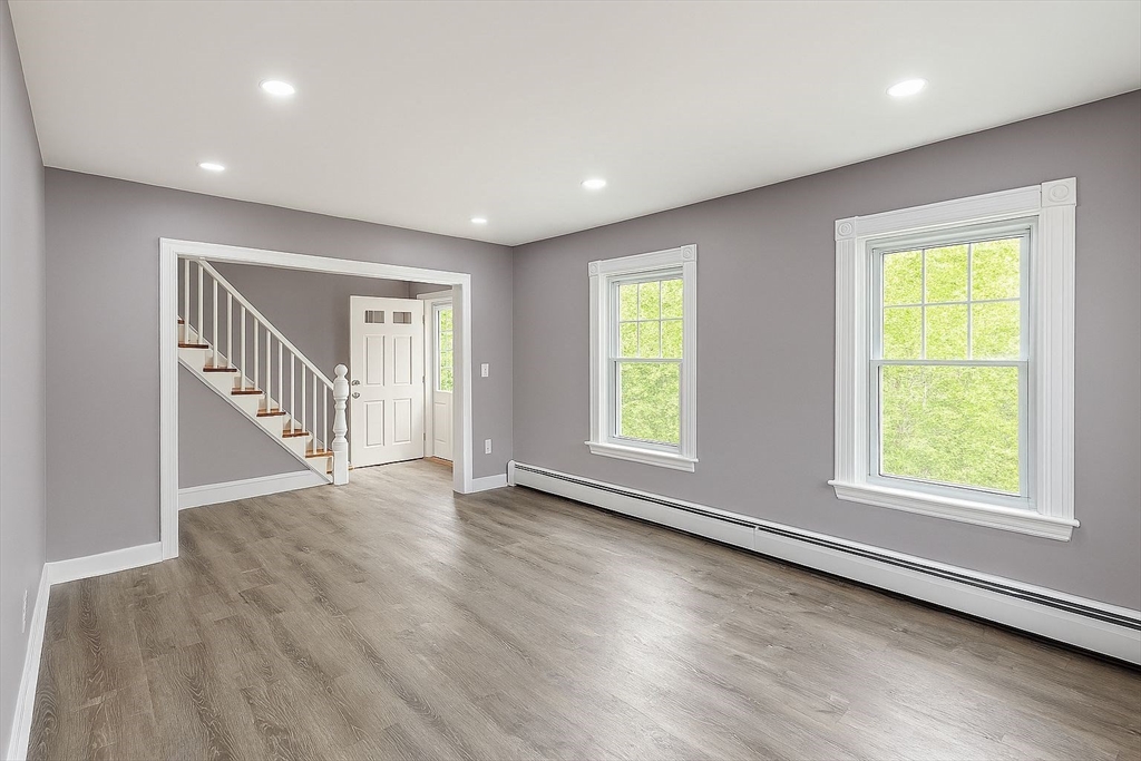 5 Lyman St, Worcester, MA Photo #2
