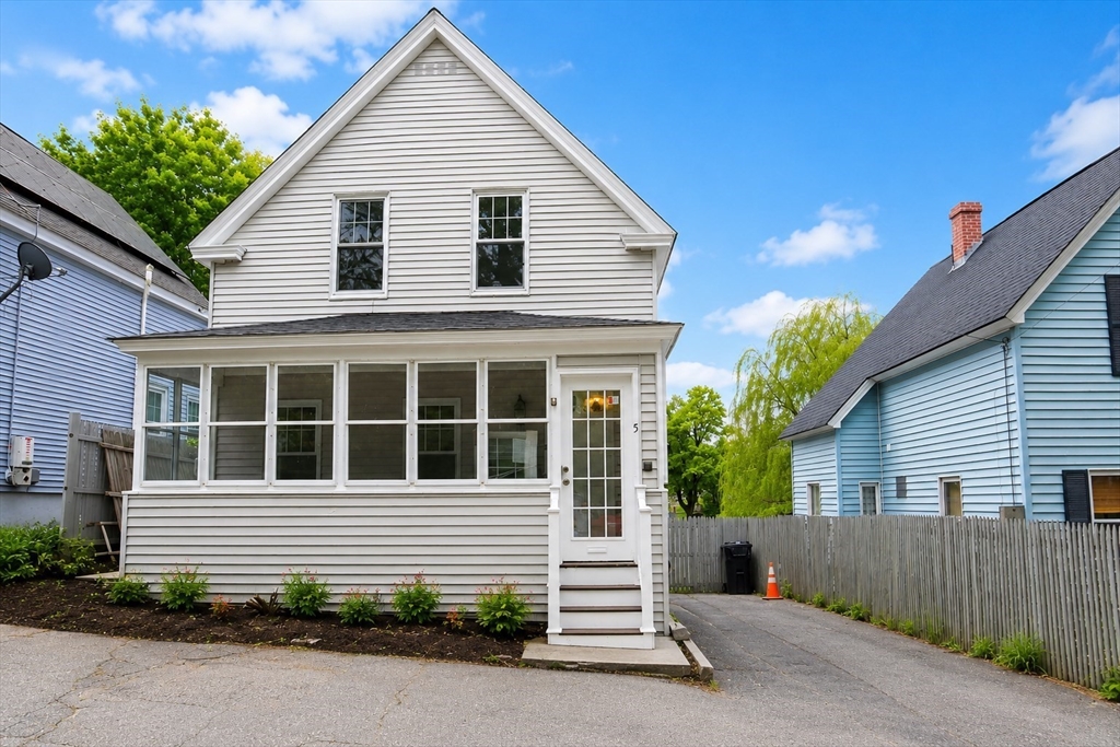 5 Lyman St, Worcester, MA Photo #1