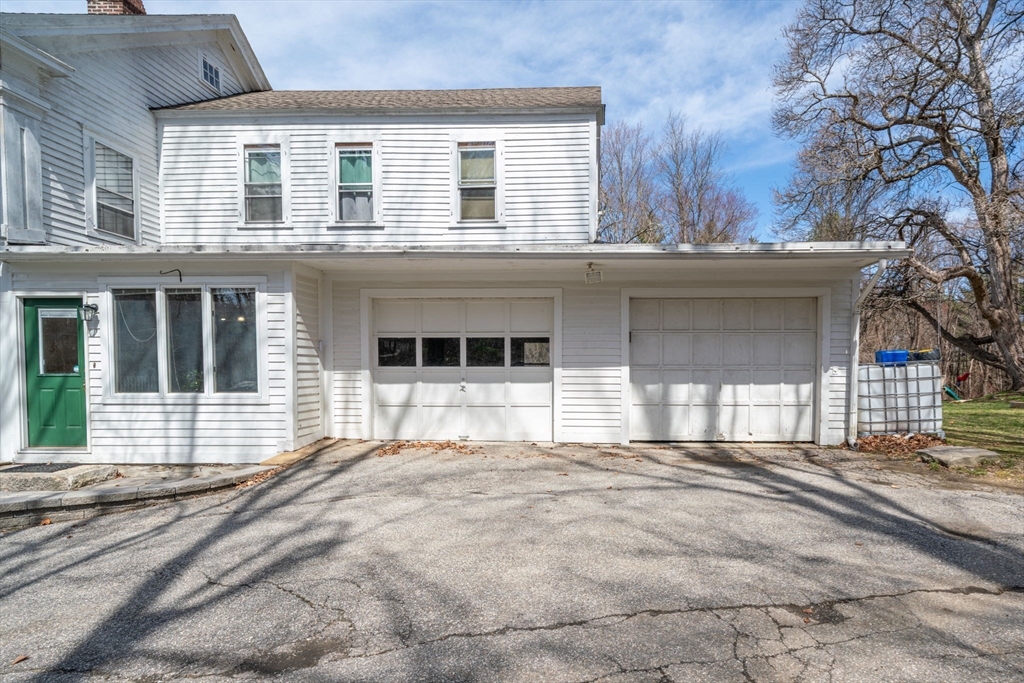 400 N Woodstock Rd