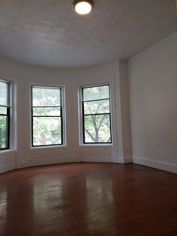 47 Massachusetts Ave 1