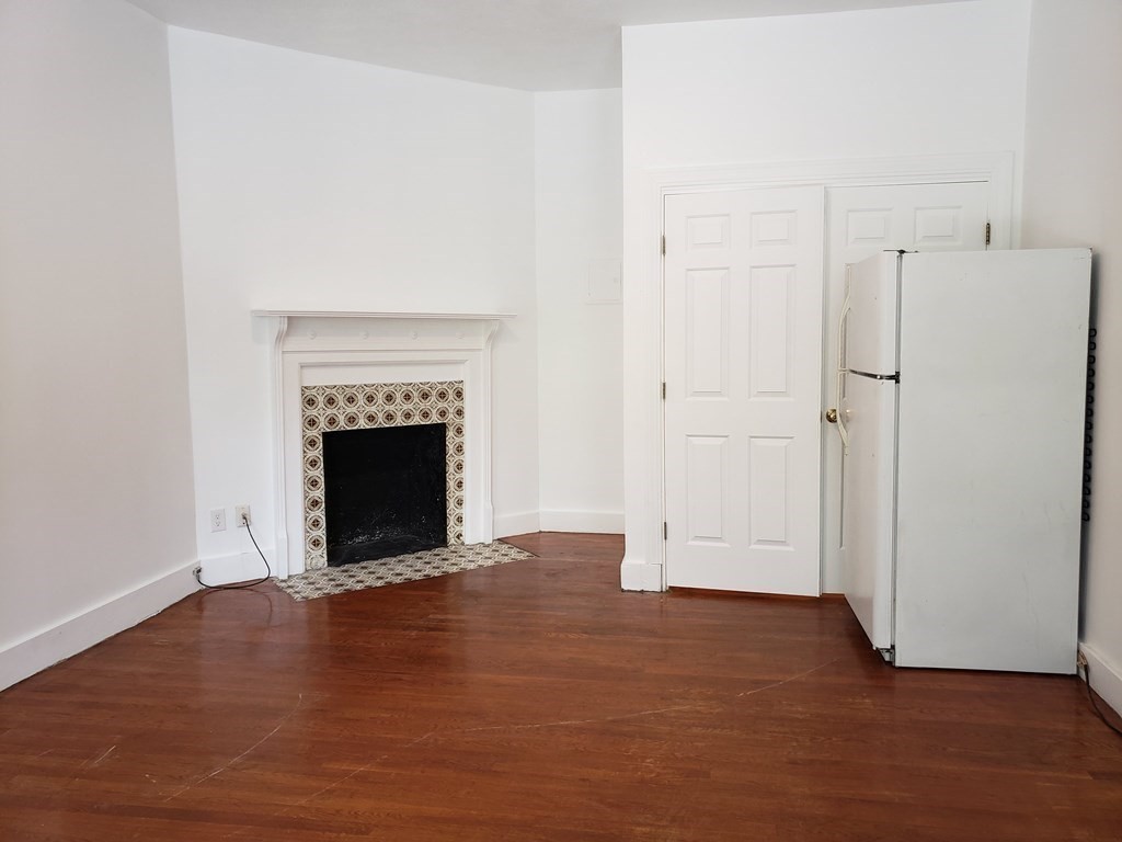 47 Massachusetts Ave 1