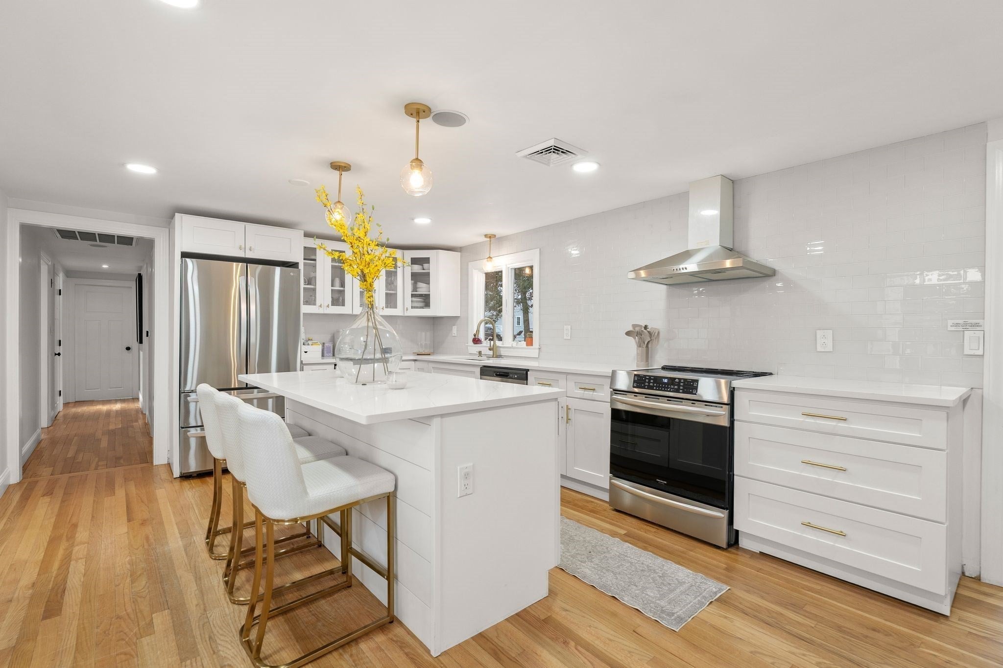 21 Hazelmoor Rd, Yarmouth, MA Photo #5
