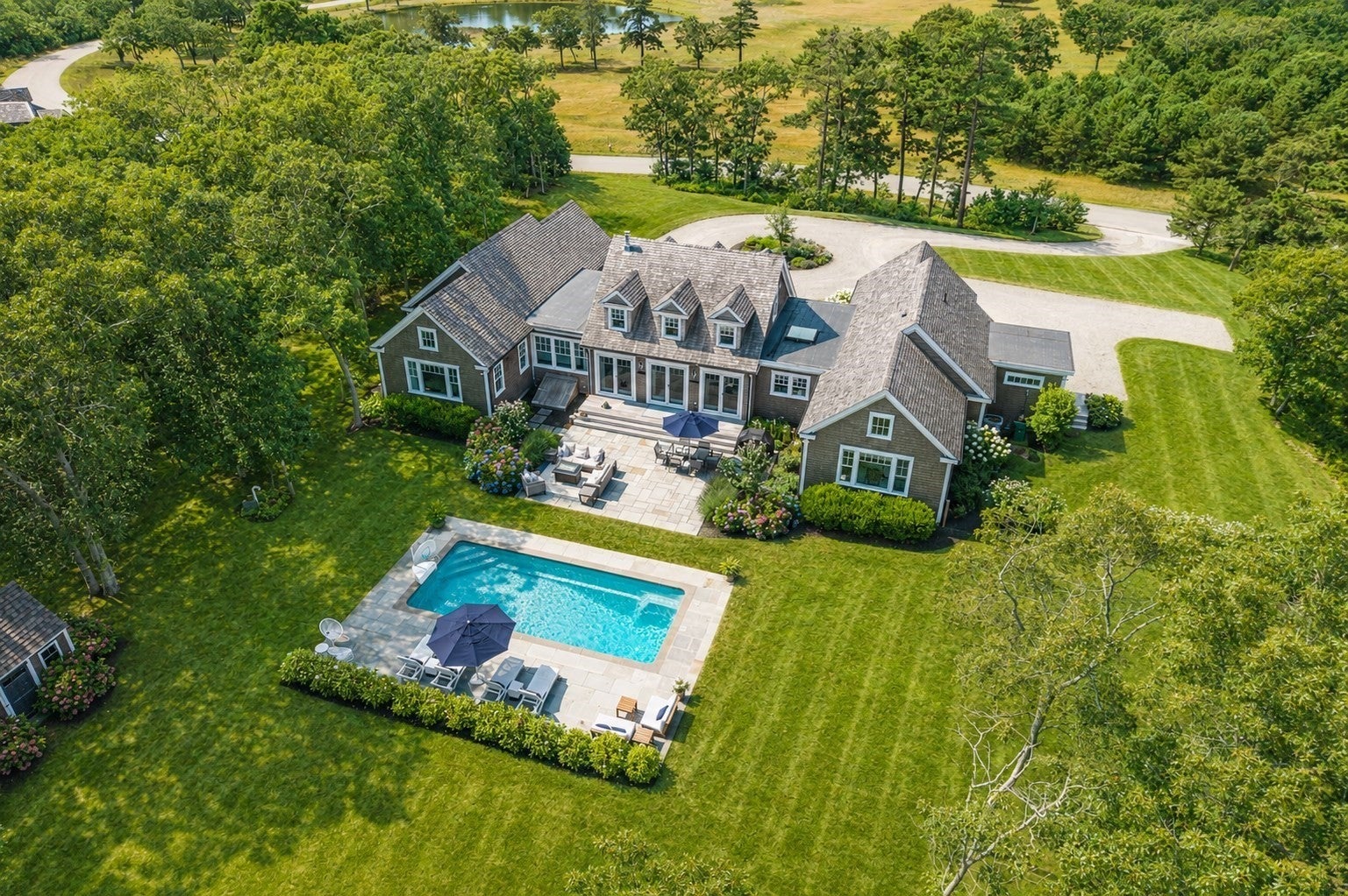 8 Paddock Rd