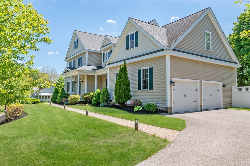 6 Hickory Rd