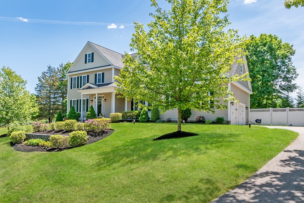 6 Hickory Rd
