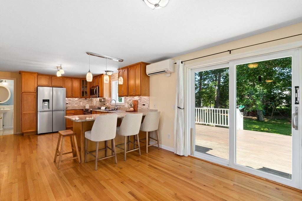 49 Larson Ave