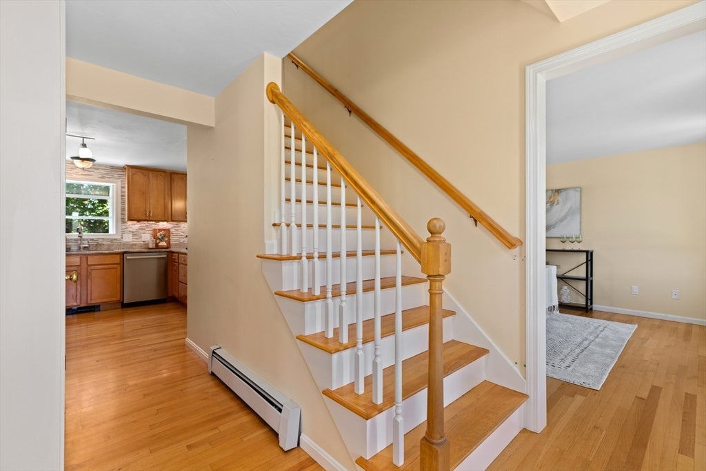 49 Larson Ave