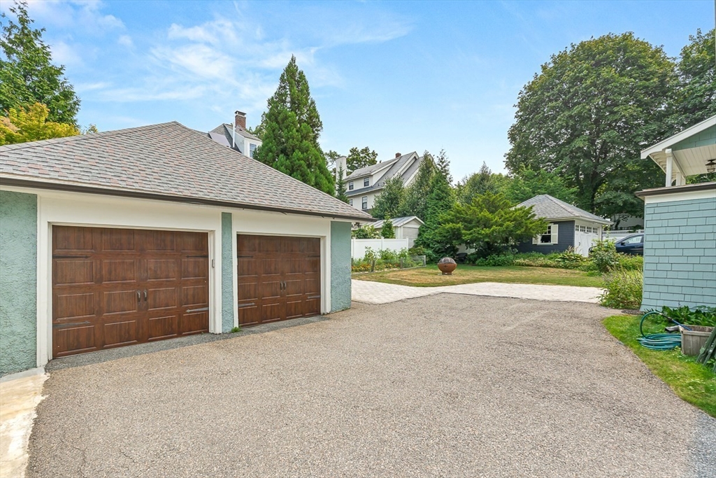 5 Bacon St