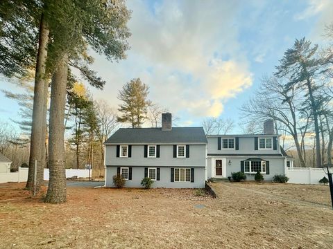 11 Tophet Road Lynnfield MA 01940