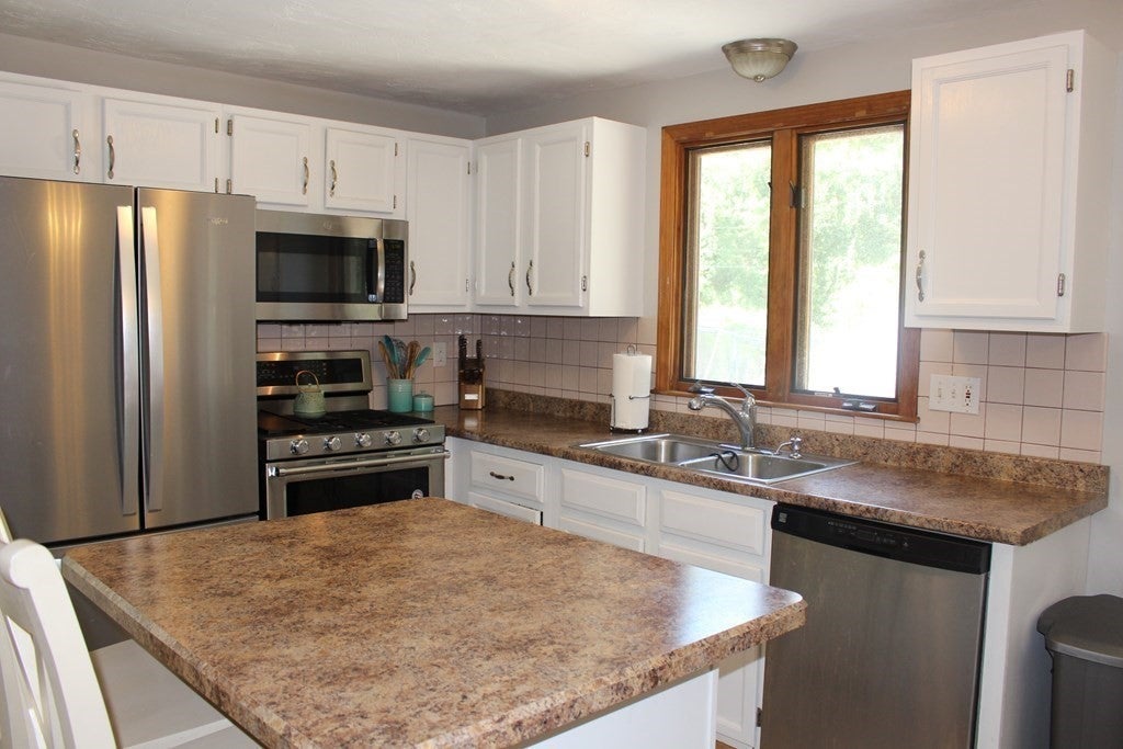 33 Crossman St #33, Taunton, MA, 33 Crossman St #33, Taunton, MA Photo #2