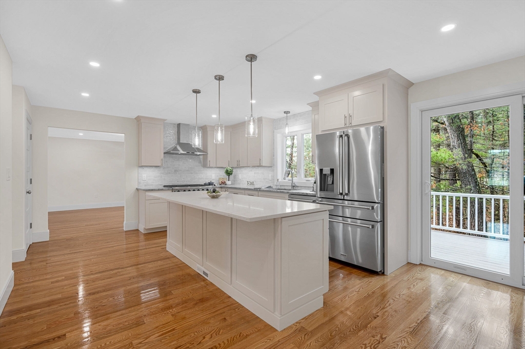 23 Pomfret Rd