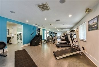 Natick, Massachusetts 01760, United States, 2 Bedrooms Bedrooms, ,1 BathroomBathrooms,Residential,Active,170593