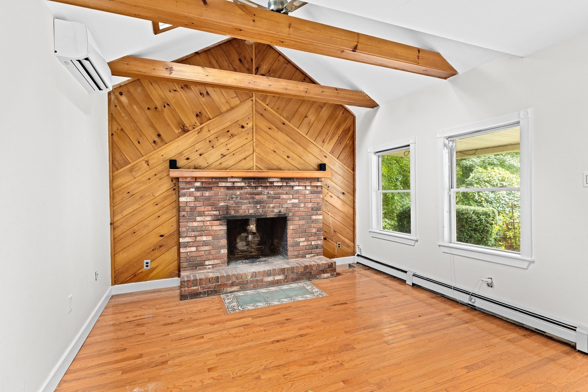 72 Precinct Street, Lakeville MA 02347