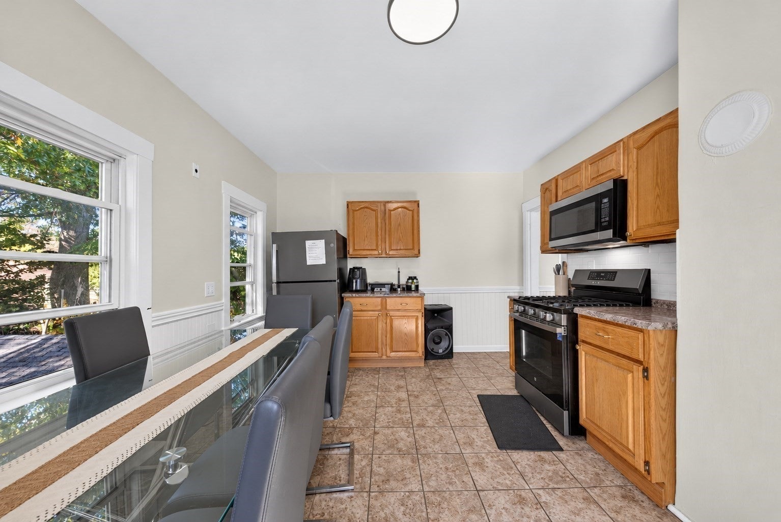 85 Mt Hope ST, Dedham, MA Photo #12