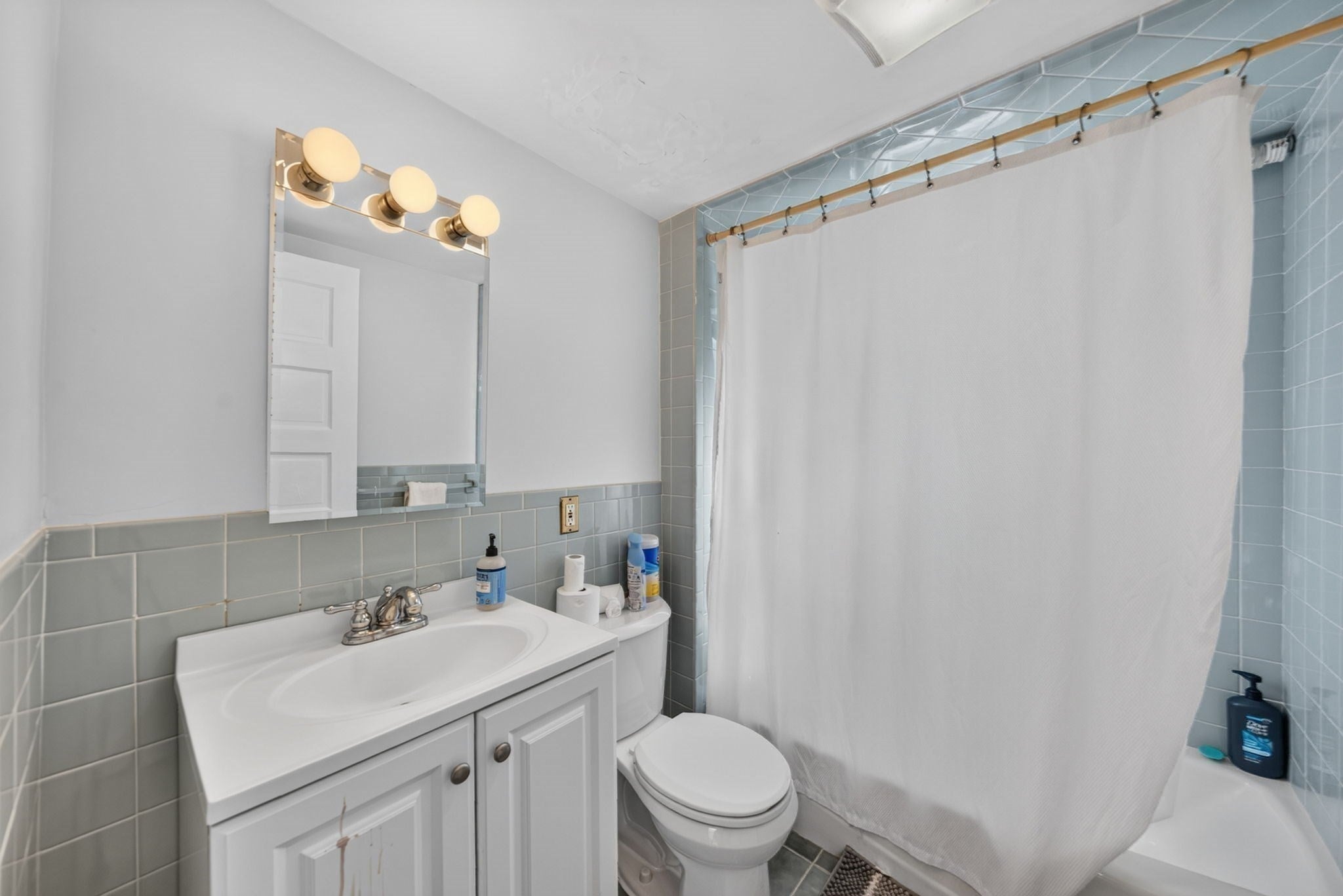 85 Mt Hope ST, Dedham, MA Photo #18