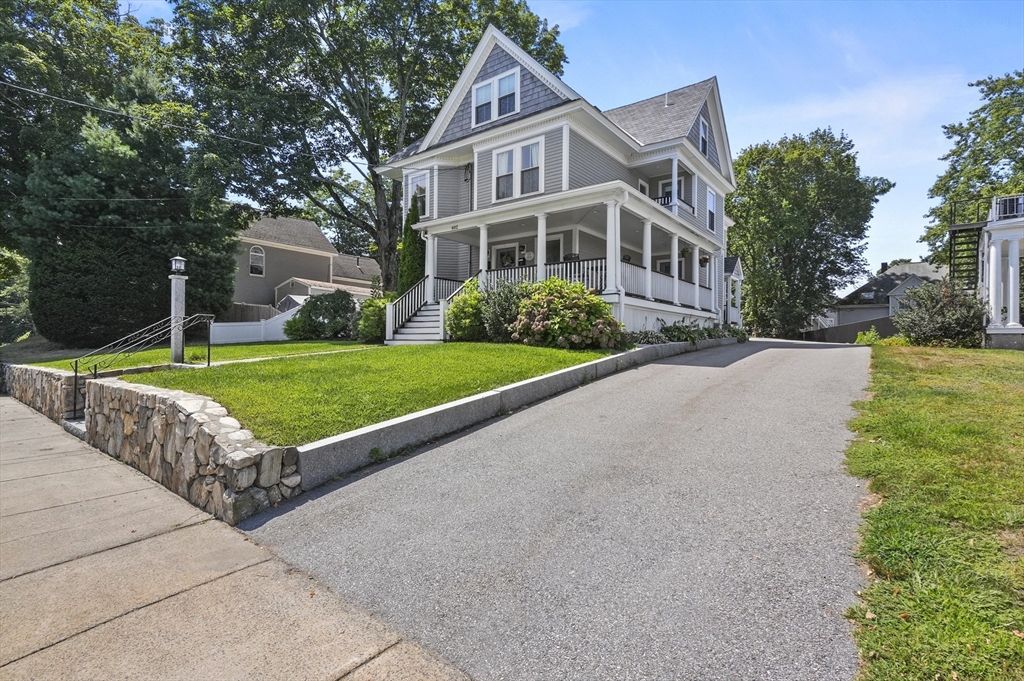 602 Main Street 1