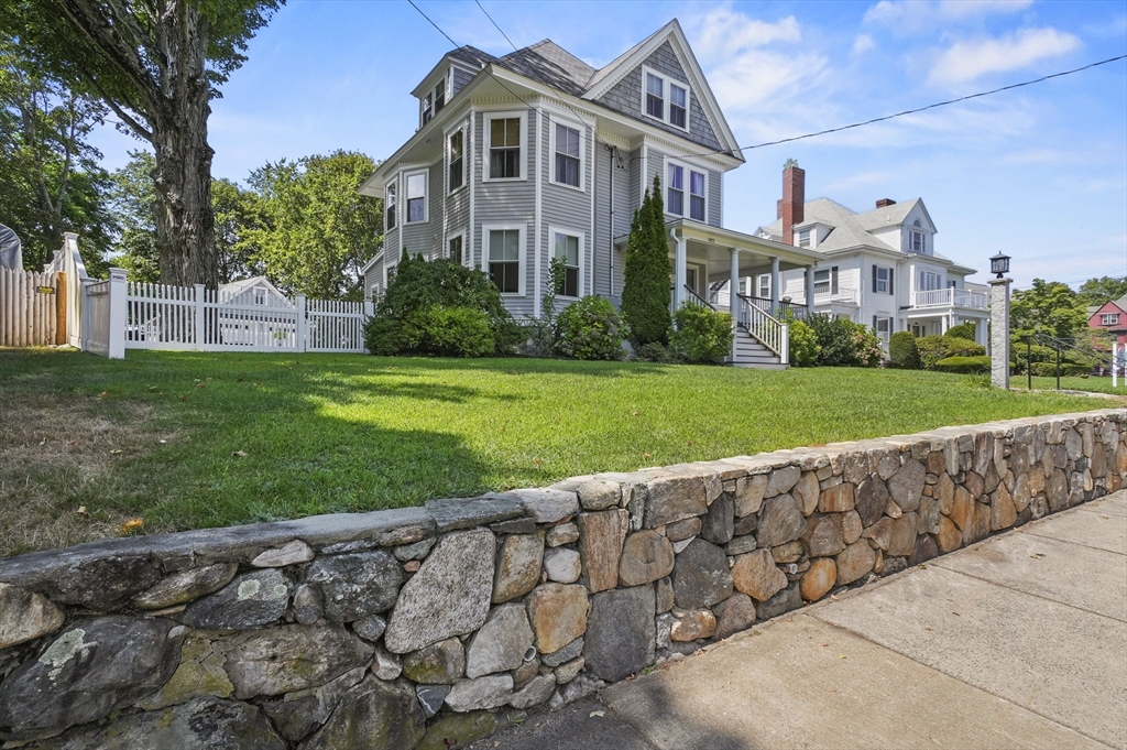 602 Main Street 1