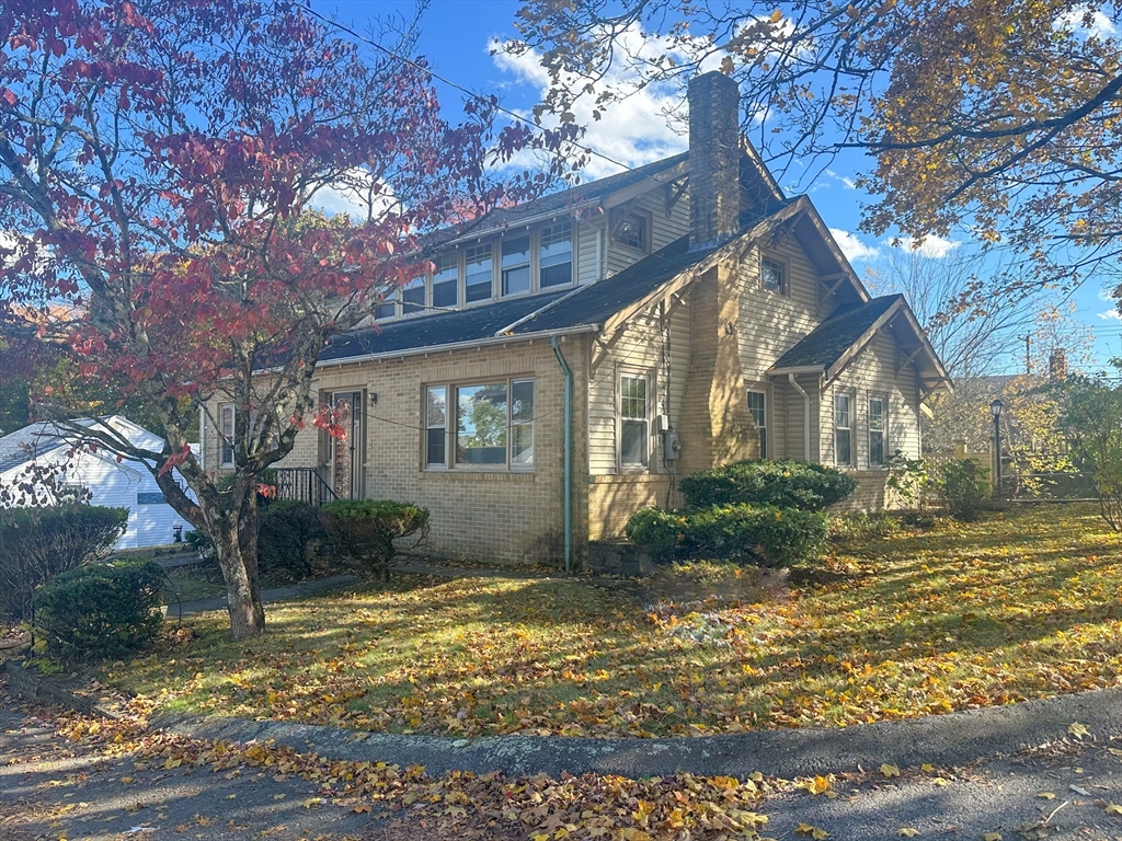 16 Shaw Ave