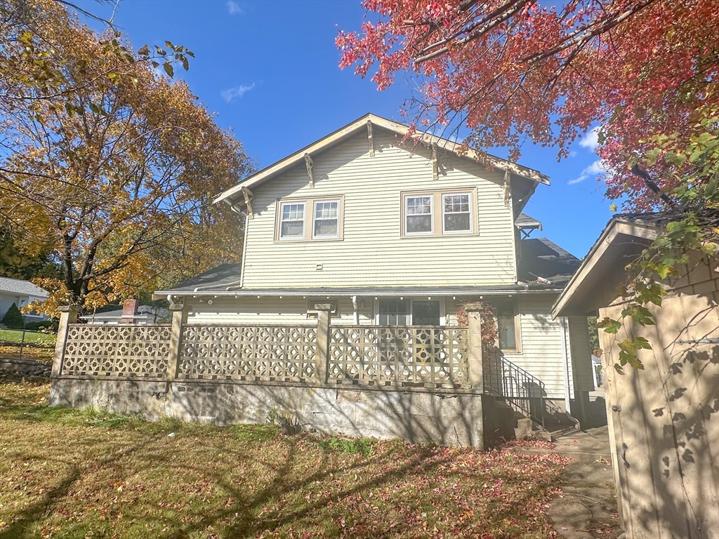 16 Shaw Ave