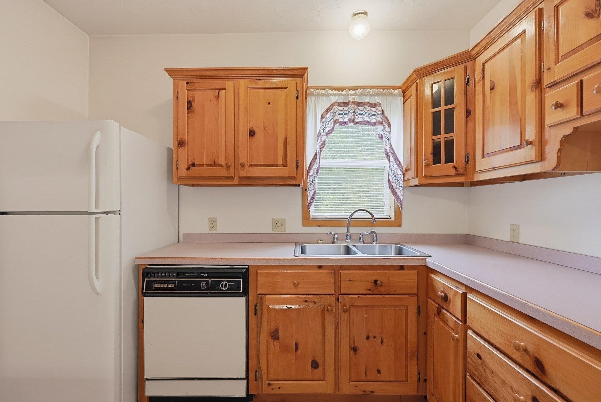 1473 Park St, Attleboro, MA Photo #8