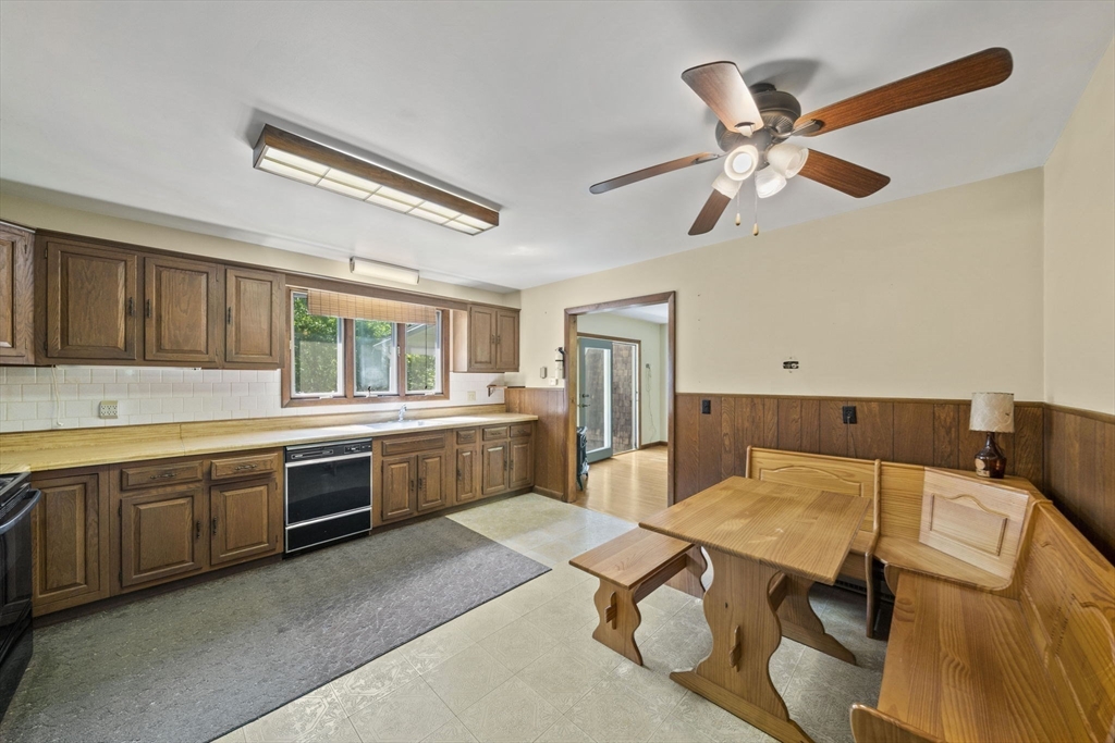 770 Shore Rd