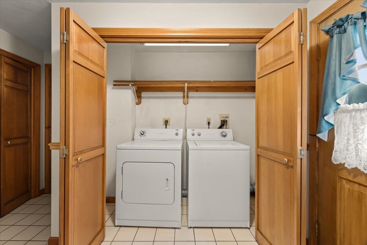 104 Leonard Farm Rd, Abington, MA Photo #17