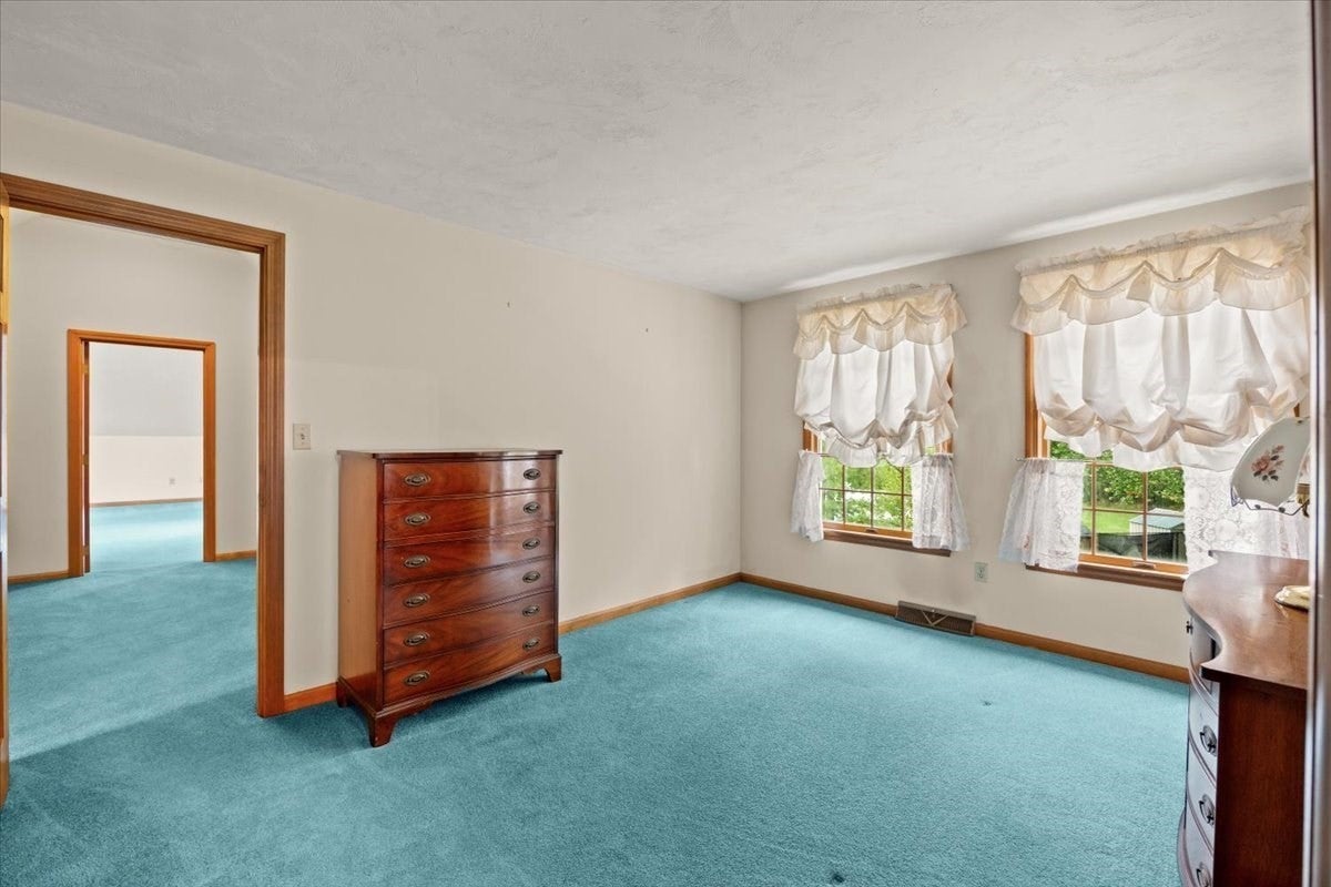 104 Leonard Farm Rd, Abington, MA Photo #26