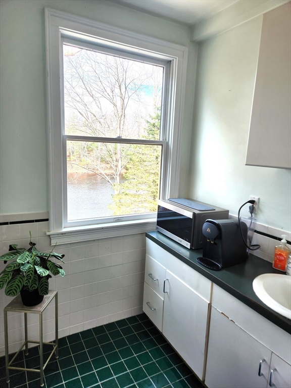 210 North Main St 1