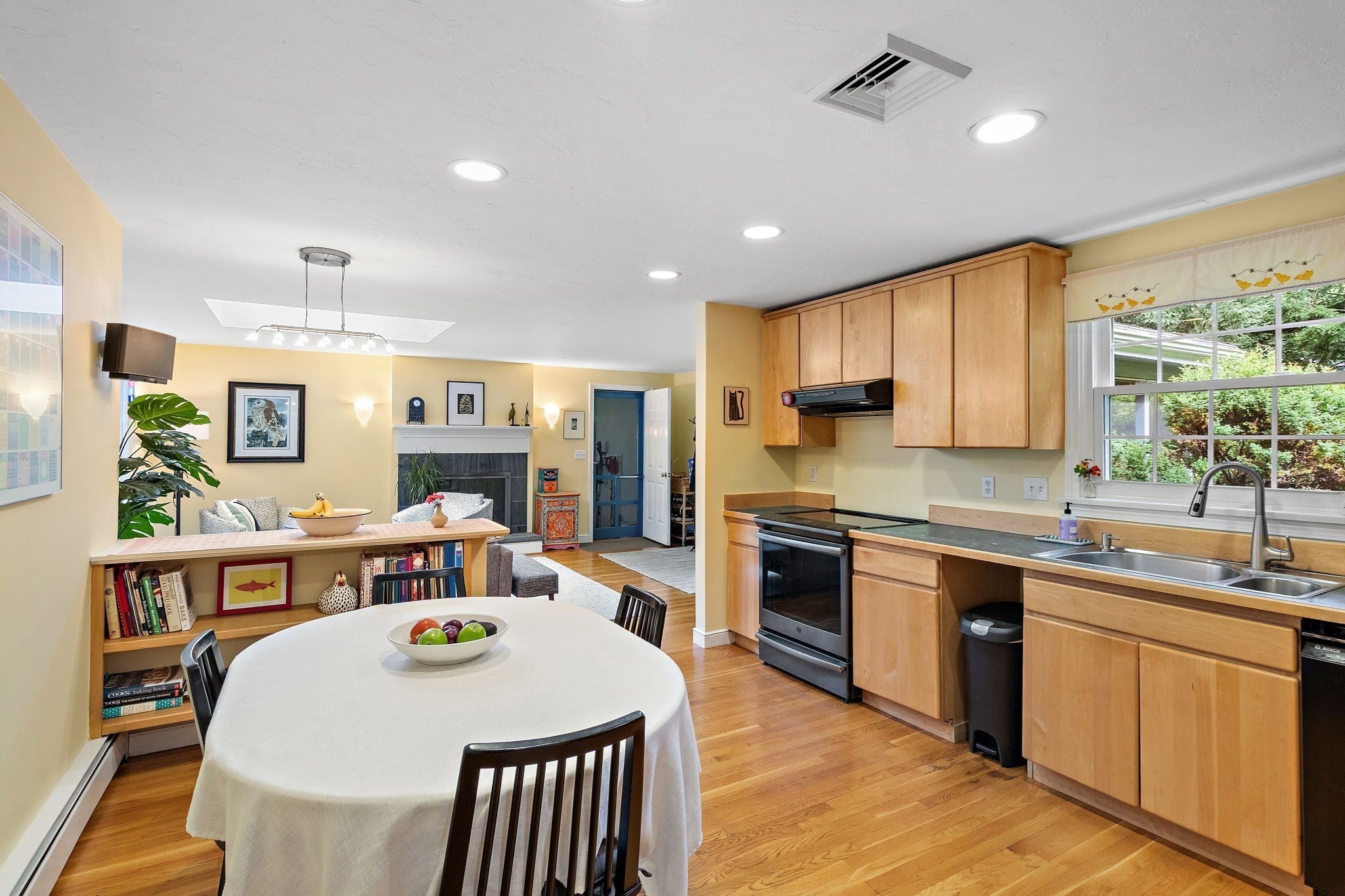 61 Adams Dr, Stow, MA, 61 Adams Dr, Stow, MA Photo #8