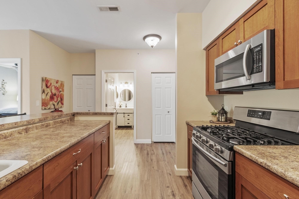 23 Hampshire Rd 414