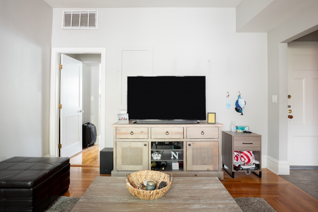 81 St Botolph St. 1