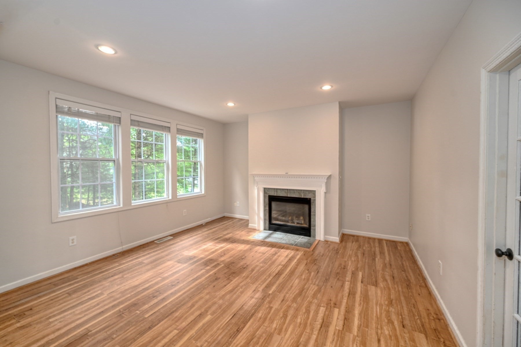5 Bay Farm Ln, Grafton, MA, 5 Bay Farm Ln, Grafton, MA Photo #9